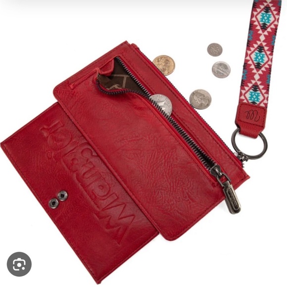 Wrangler trending wristlet Wallet limited edition - Picture 3 of 5